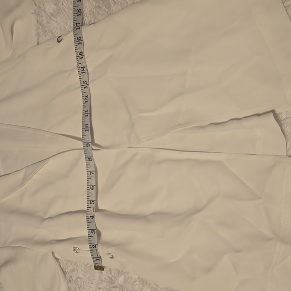 Babaton Blazer Women's Size 2XS Color White - Picture 9 of 10